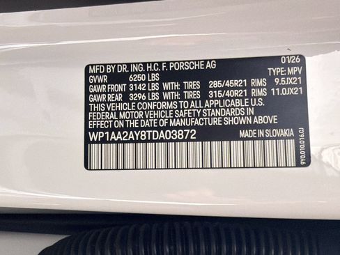 Certified 2026 Porsche Cayenne AWD/4WD image 27