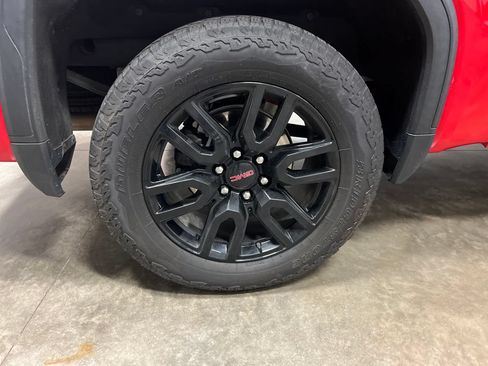 Certified 2024 GMC Sierra 1500 Elevation AWD/4WD image 10