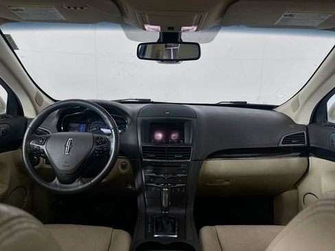 Used 2016 Lincoln MKT EcoBoost w/ Equipment Group 201A image 23