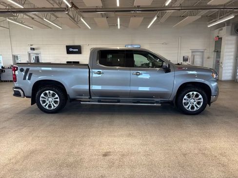 Used 2024 Chevrolet Silverado 1500 LTZ AWD/4WD image 4