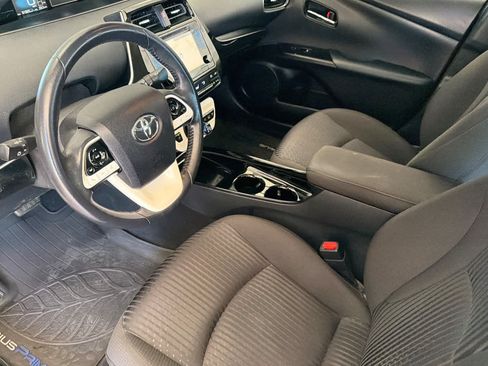 Used 2017 Toyota Prius Prime Plus FWD image 11