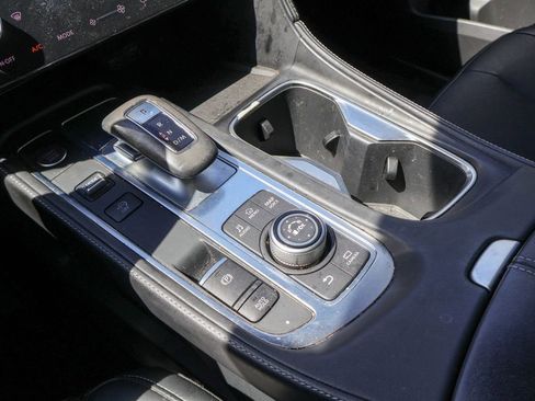 Used 2023 INFINITI QX60 Luxe w/ Performance Audio Package image 17