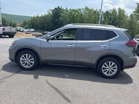 Used 2018 Nissan Rogue SV AWD/4WD image 8