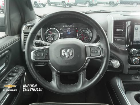 Used 2024 RAM 1500 Laramie AWD/4WD image 10