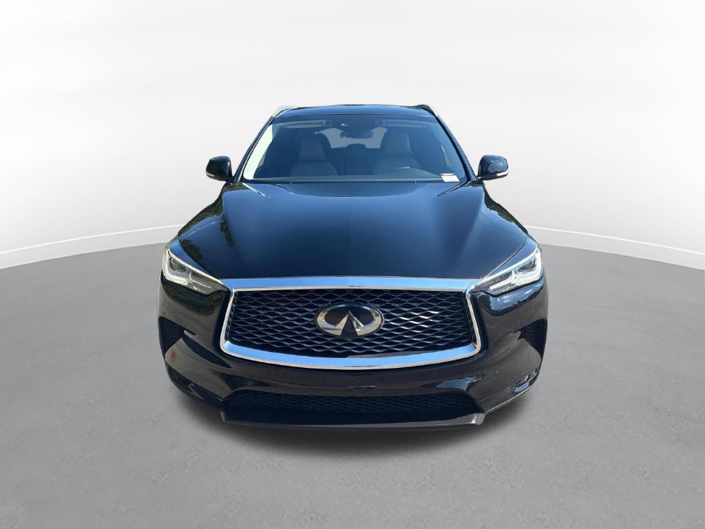 Used 2023 INFINITI QX50 Luxe FWD image 3