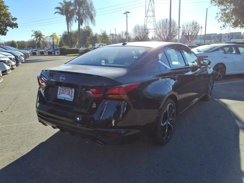New 2025 Nissan Altima 2.5 SR w/ SR Premium Package image 4