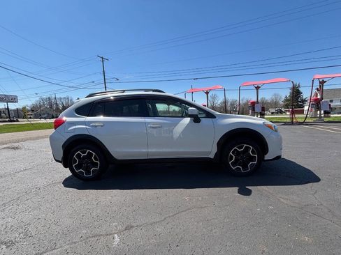 Used 2014 Subaru Crosstrek 2.0i Premium w/ Moonroof Package image 5
