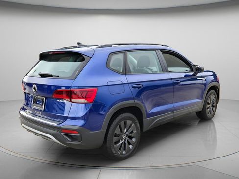 Certified 2023 Volkswagen Taos S FWD image 7