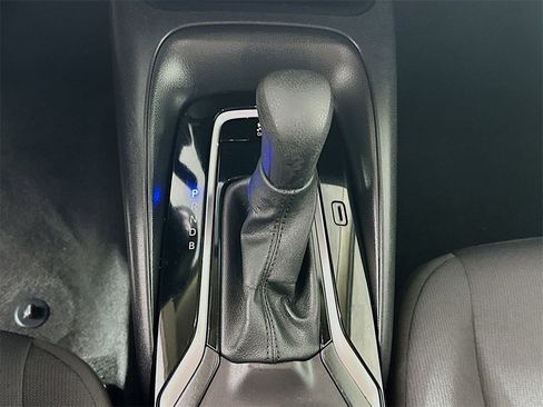 Used 2024 Toyota Corolla LE image 16