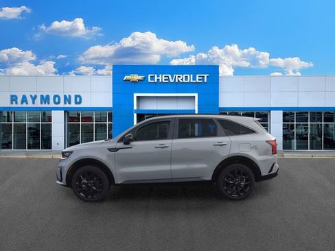 Certified 2023 Kia Sorento SX AWD/4WD image 6