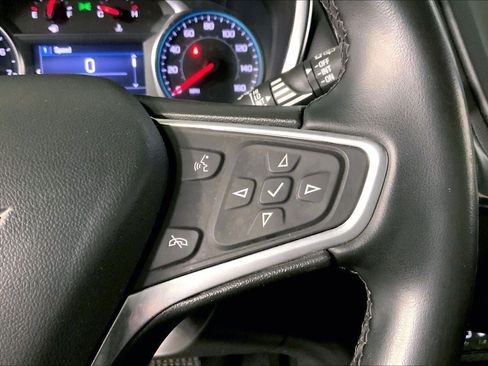 Used 2023 Chevrolet Equinox LT image 19