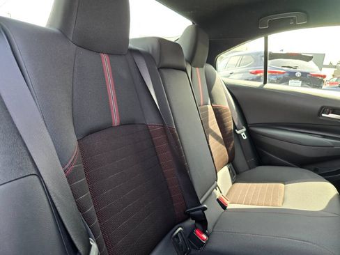Used 2025 Toyota Corolla SE AWD/4WD image 7
