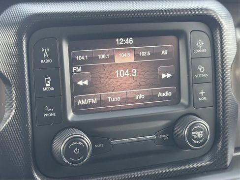 Used 2020 Jeep Wrangler Unlimited Sport S AWD/4WD image 16