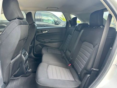 Used 2023 Ford Edge SE w/ Black Appearance Package AWD/4WD image 13