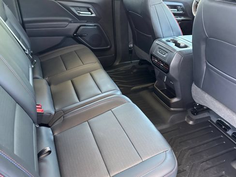 Used 2025 Chevrolet Silverado EV RST AWD/4WD image 23