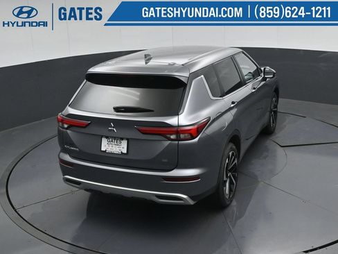 Used 2023 Mitsubishi Outlander SE FWD image 49