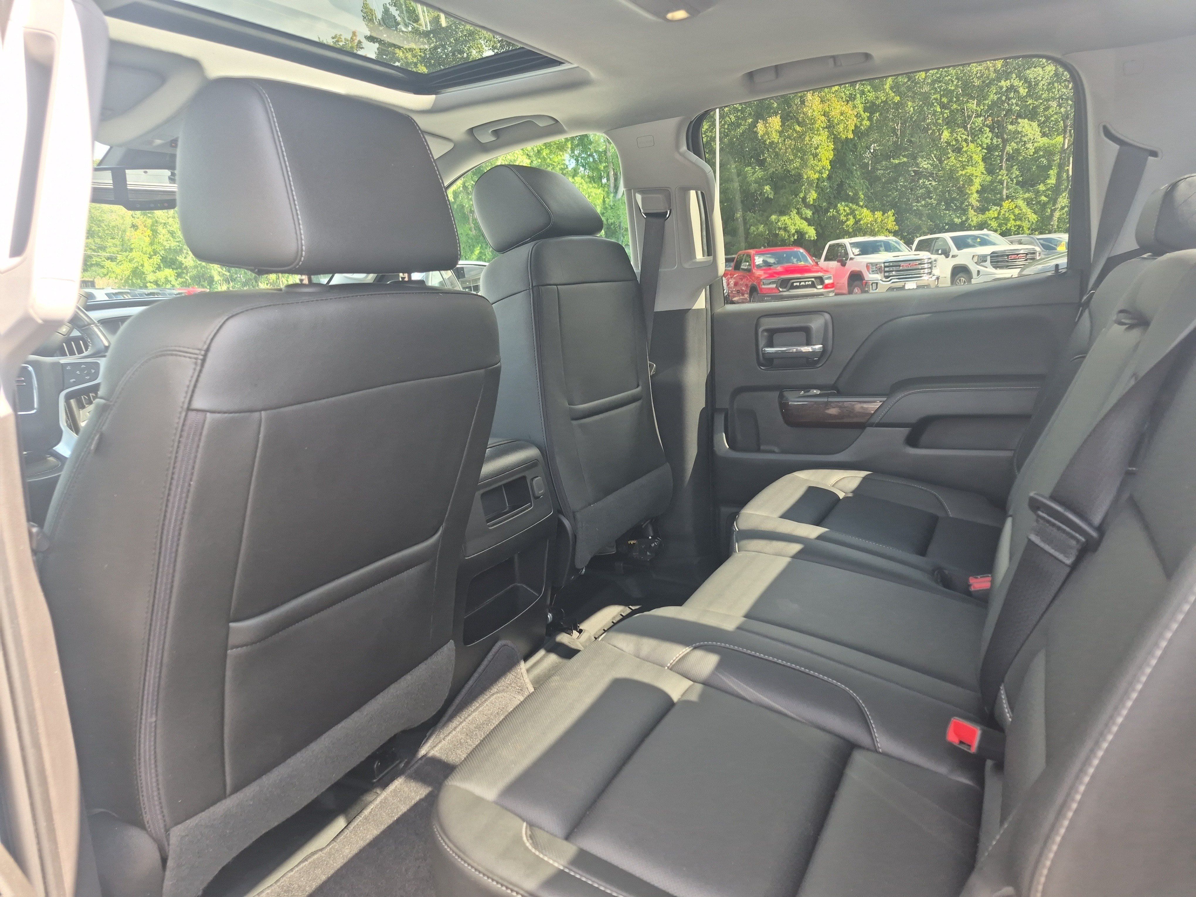 Used 2018 GMC Sierra 1500 SLT AWD/4WD image 10