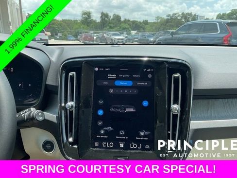 New 2026 Volvo XC40 B5 Plus w/ Protection Package Premier AWD/4WD image 18