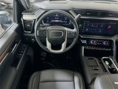 Used 2026 GMC Sierra 2500 Denali w/ Denali Reserve Package image 21