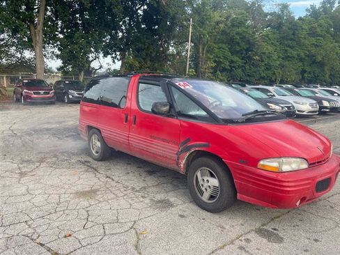 Used 1994 Pontiac Trans Sport SE FWD image 3