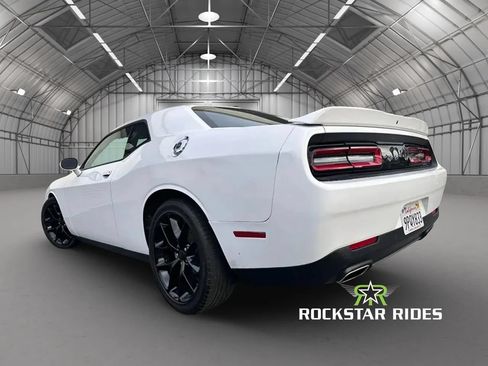 Used 2022 Dodge Challenger GT RWD image 15