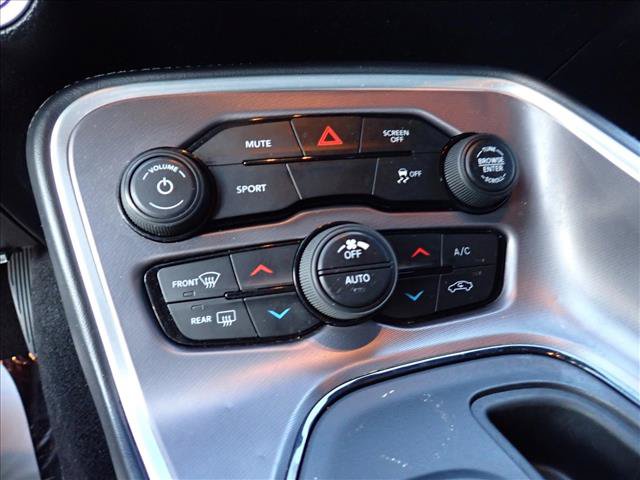Used 2020 Dodge Challenger SXT RWD image 15