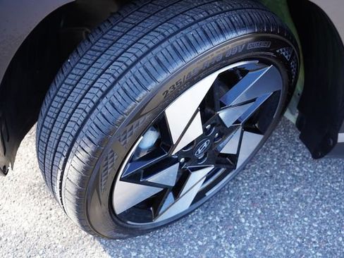 Used 2024 Hyundai Kona Limited image 13