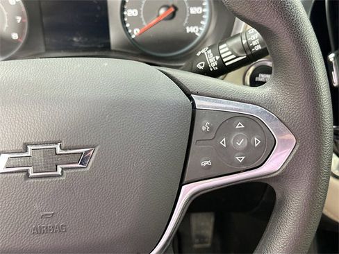 Used 2022 Chevrolet Traverse LS w/ Midnight/Sport Edition image 20