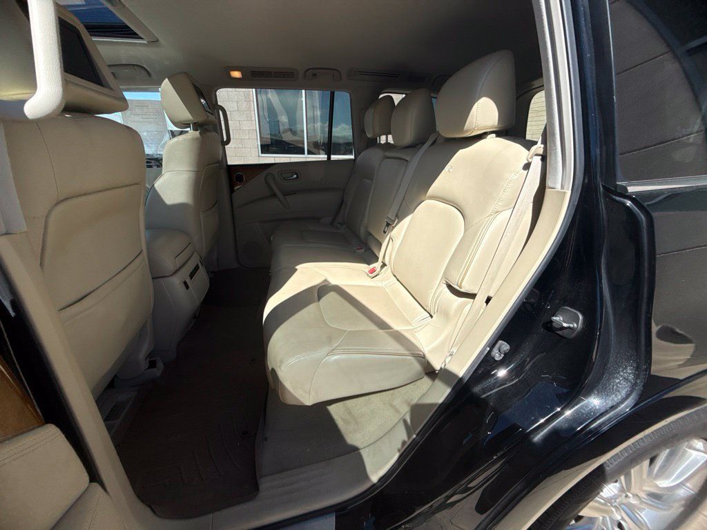 Used 2014 INFINITI QX80 4WD w/ Theater Package image 30