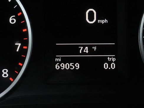 Used 2014 Volkswagen Tiguan R-Line FWD image 37