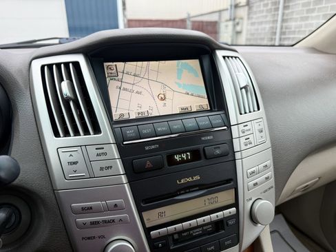 Used 2004 Lexus RX 330 AWD image 24