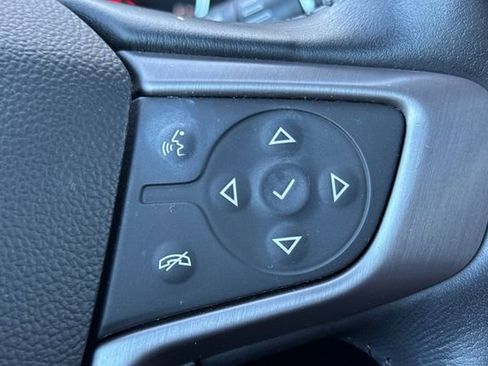 Used 2022 GMC Acadia AT4 w/ Technology Package image 40