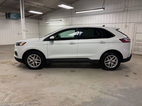 Used 2023 Ford Edge SEL image 10