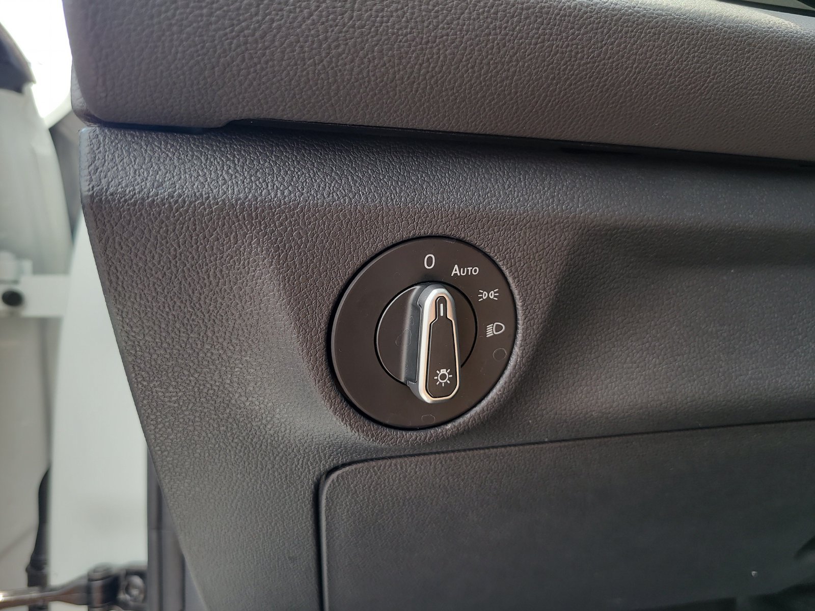 Certified 2026 Volkswagen Jetta S FWD image 31
