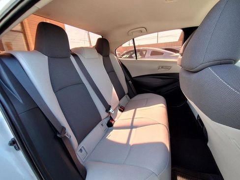 Used 2022 Toyota Corolla L FWD image 38