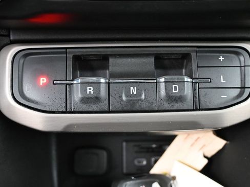 Used 2023 GMC Acadia Denali w/ Denali Technology Package image 15