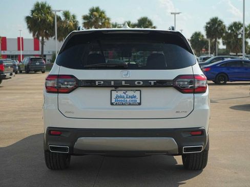 Used 2026 Honda Pilot Elite image 5