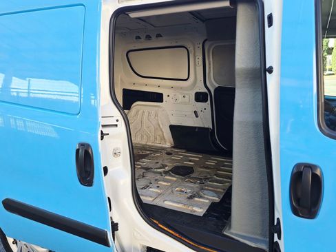 Used 2020 RAM ProMaster City Tradesman SLT image 32