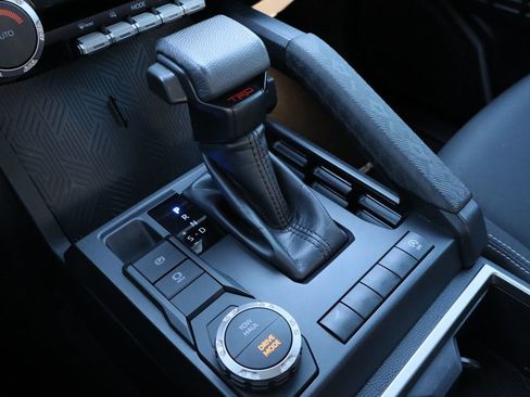 Used 2024 Toyota Tacoma TRD Sport image 17