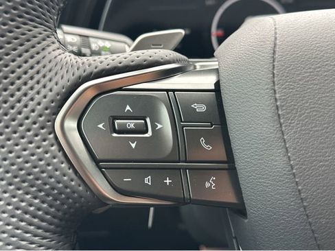 New 2026 Lexus TX 500h AWD image 33