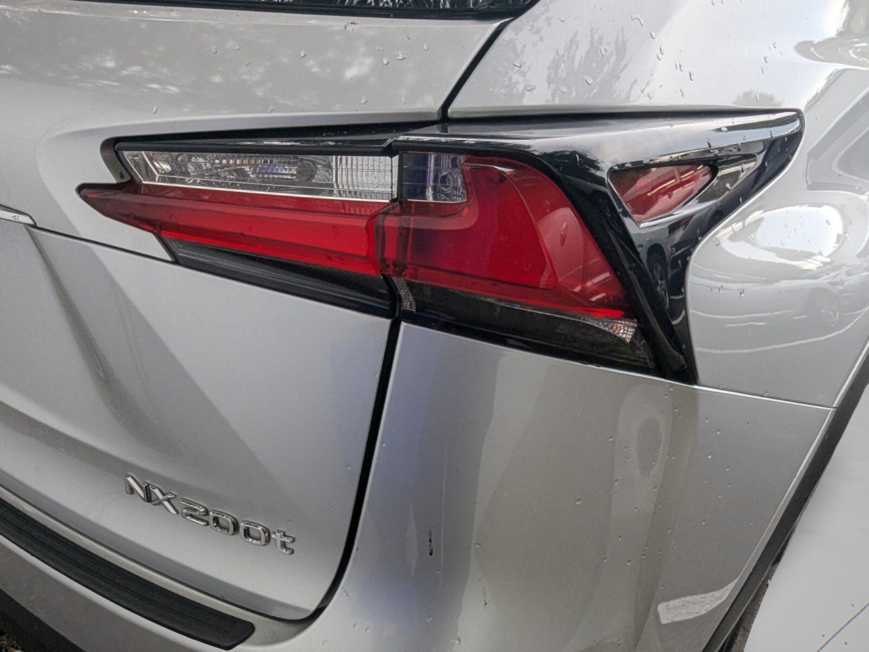 Used 2016 Lexus NX 200t FWD image 17