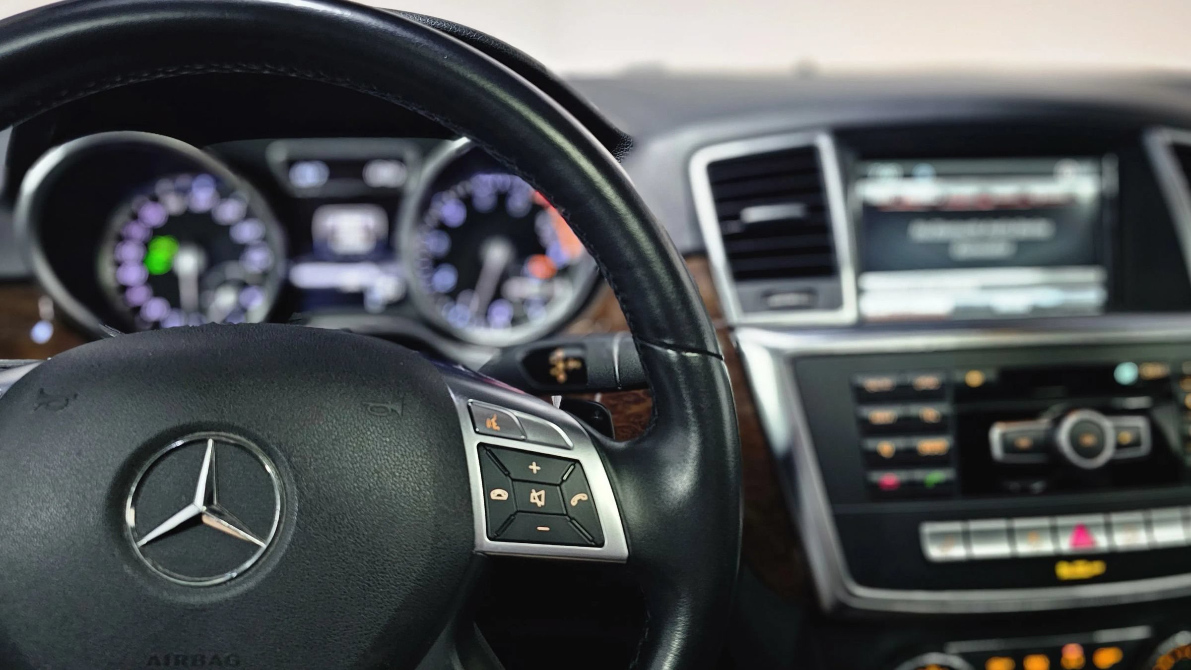 Used 2013 Mercedes-Benz ML 350 4MATIC image 13