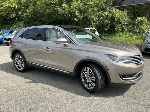 Used 2018 Lincoln MKX Reserve w/ Lincoln MKX Climate Package AWD/4WD image 4