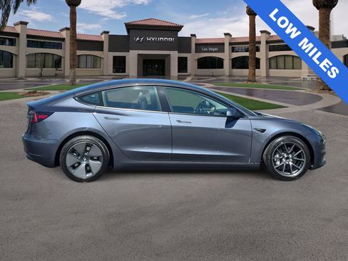 Used 2023 Tesla Model 3 Standard Range RWD image 9