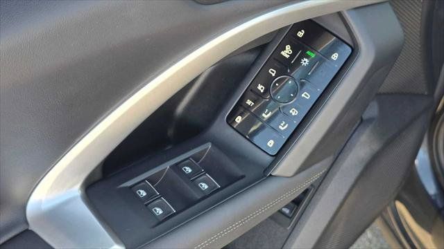 Used 2025 Audi Q5 Prestige AWD/4WD image 24