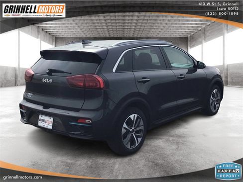 Used 2022 Kia Niro EX Premium w/ Cold Weather Package image 5
