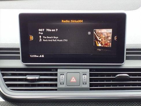 Used 2019 Audi SQ5 Premium Plus image 27