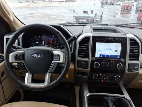 Used 2020 Ford F350 Lariat w/ Chrome Package image 17