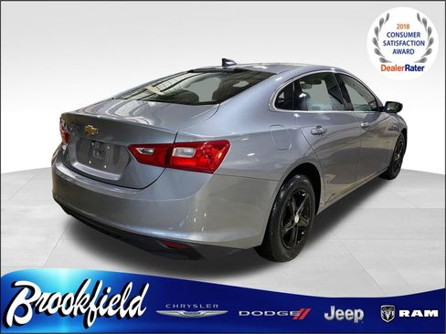 Used 2023 Chevrolet Malibu LS image 8