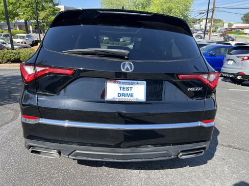 Used 2022 Acura MDX FWD image 4